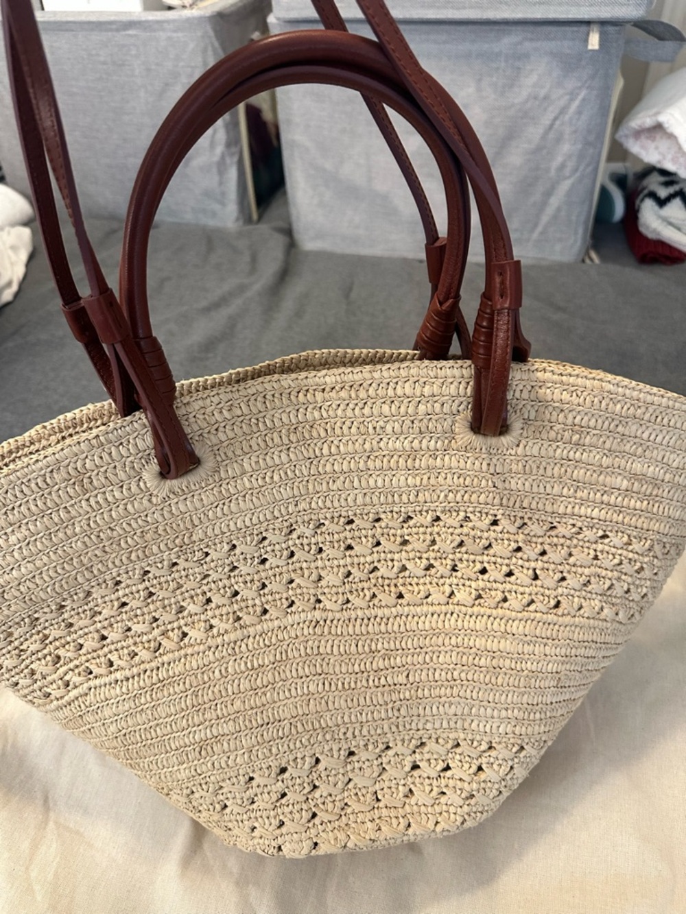 Sezane NWOT Justine Woven Raffia Tote Bag with Brown Leather Handles & Accents - Picture 5 of 6